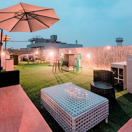 Instay - 46 Gurgaon Exteriör bild