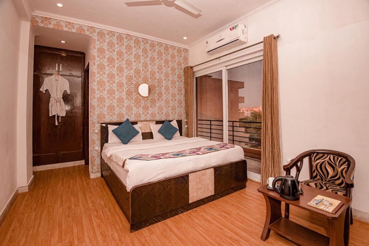 Instay - 46 Gurgaon Exteriör bild